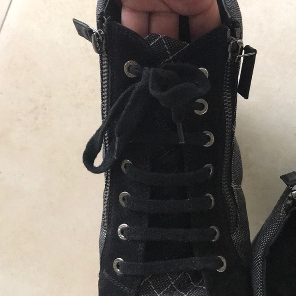 CHANEL High Top Sneakers - Picture 6 of 6